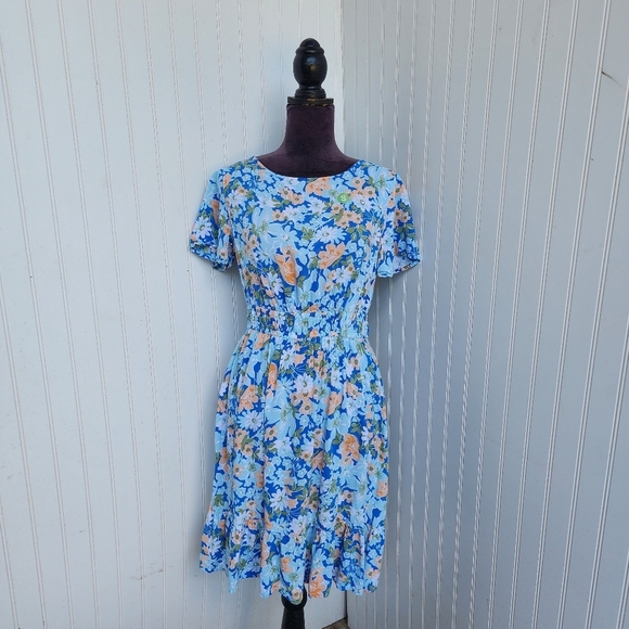 croft & barrow Dresses & Skirts - Croft & Barrow WomensBlue Orange Floral Dress Short Sleeve Elastic Waist Sz S